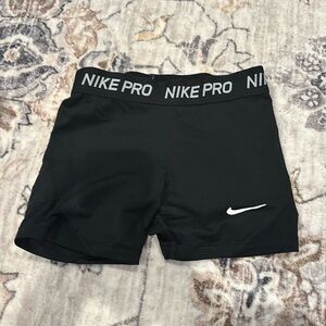 Nike pros black